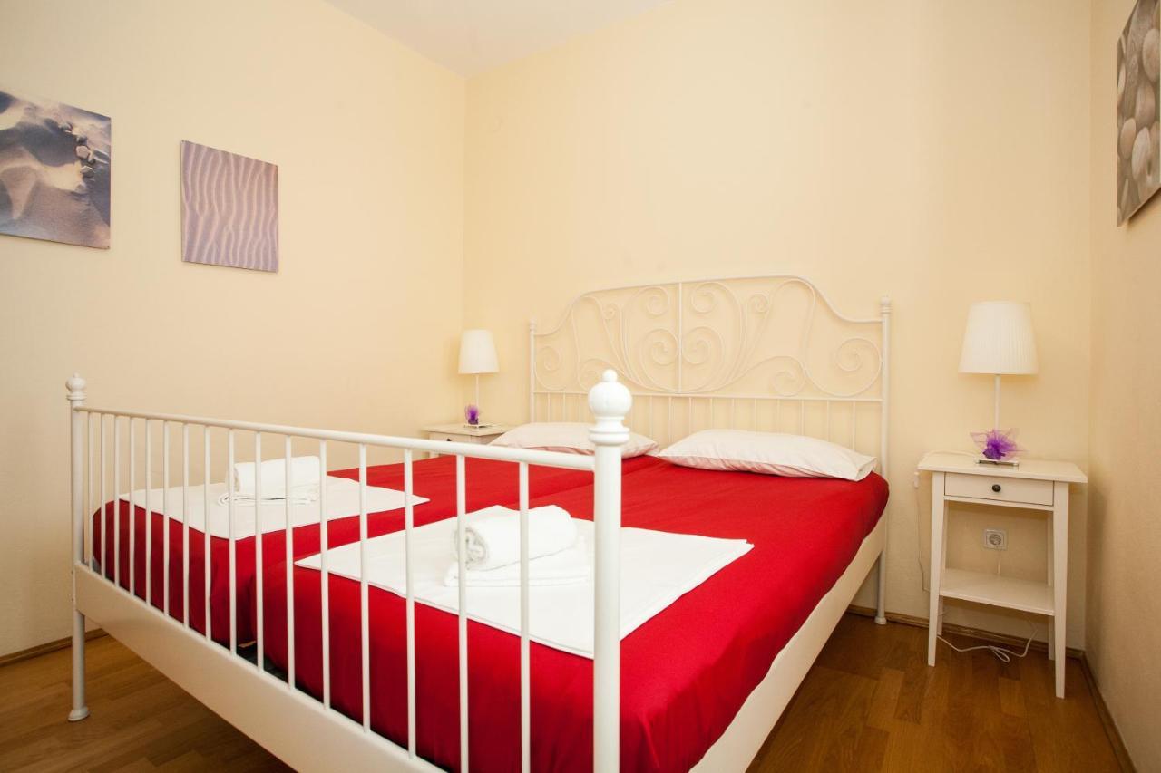 Apartments Dino คิร์ก ภายนอก รูปภาพ