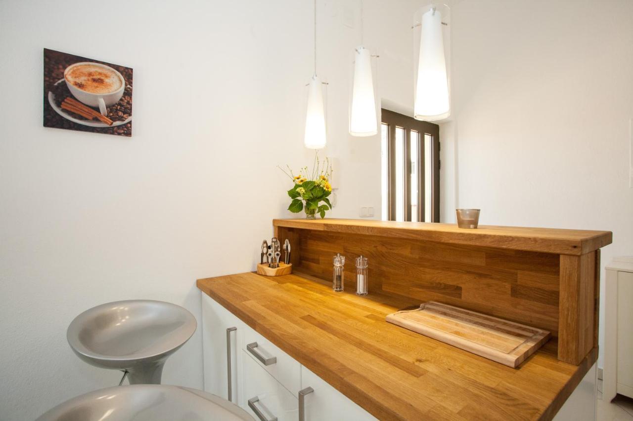 Apartments Dino คิร์ก ภายนอก รูปภาพ